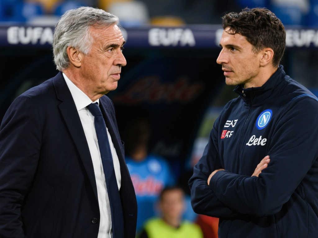 掘了球队与 掘了球队与